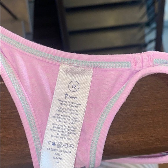 Ivivva tank - Picture 3 of 3